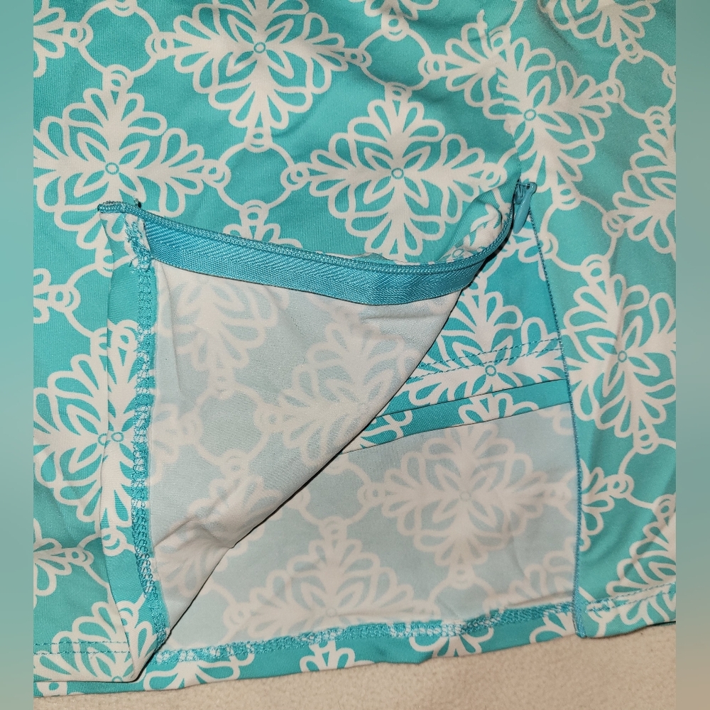 LuLu-B 1X pull-on sport skort UPF 50+ sun protection fabric in a blue Geo Knot - Picture 4 of 9